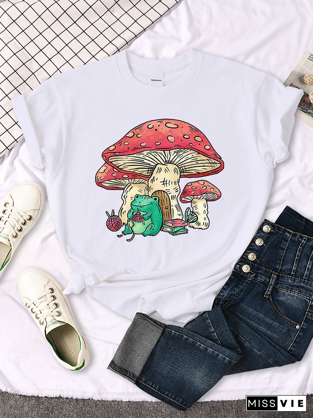 Cottagecore Aesthetic Frog Knitting Mushroom House Women Tshirts Casual T-Shirts Summer Breathable Short Sleeve Korean Tshirt