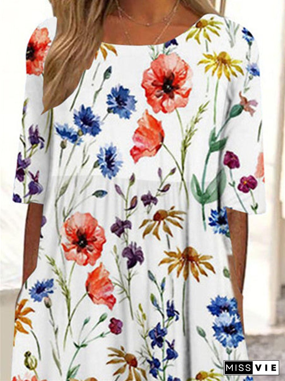 Women's White Scoop Neck Half Sleeve Floral Printed Graphic Midi Dress