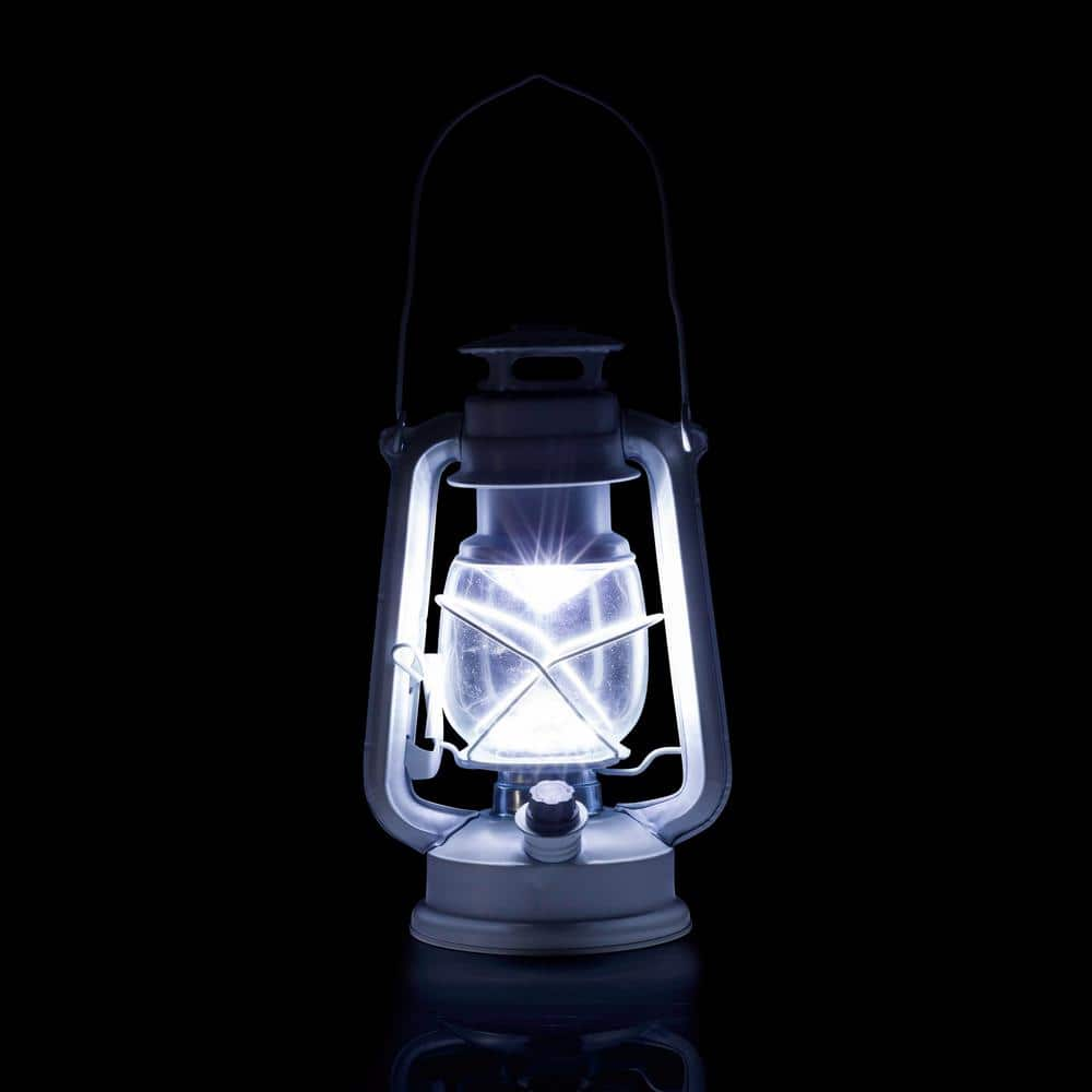 Alpine Corporation Indoor/Outdoor Hurricane Lantern with Cool White LED Lights and Timer BST124WT