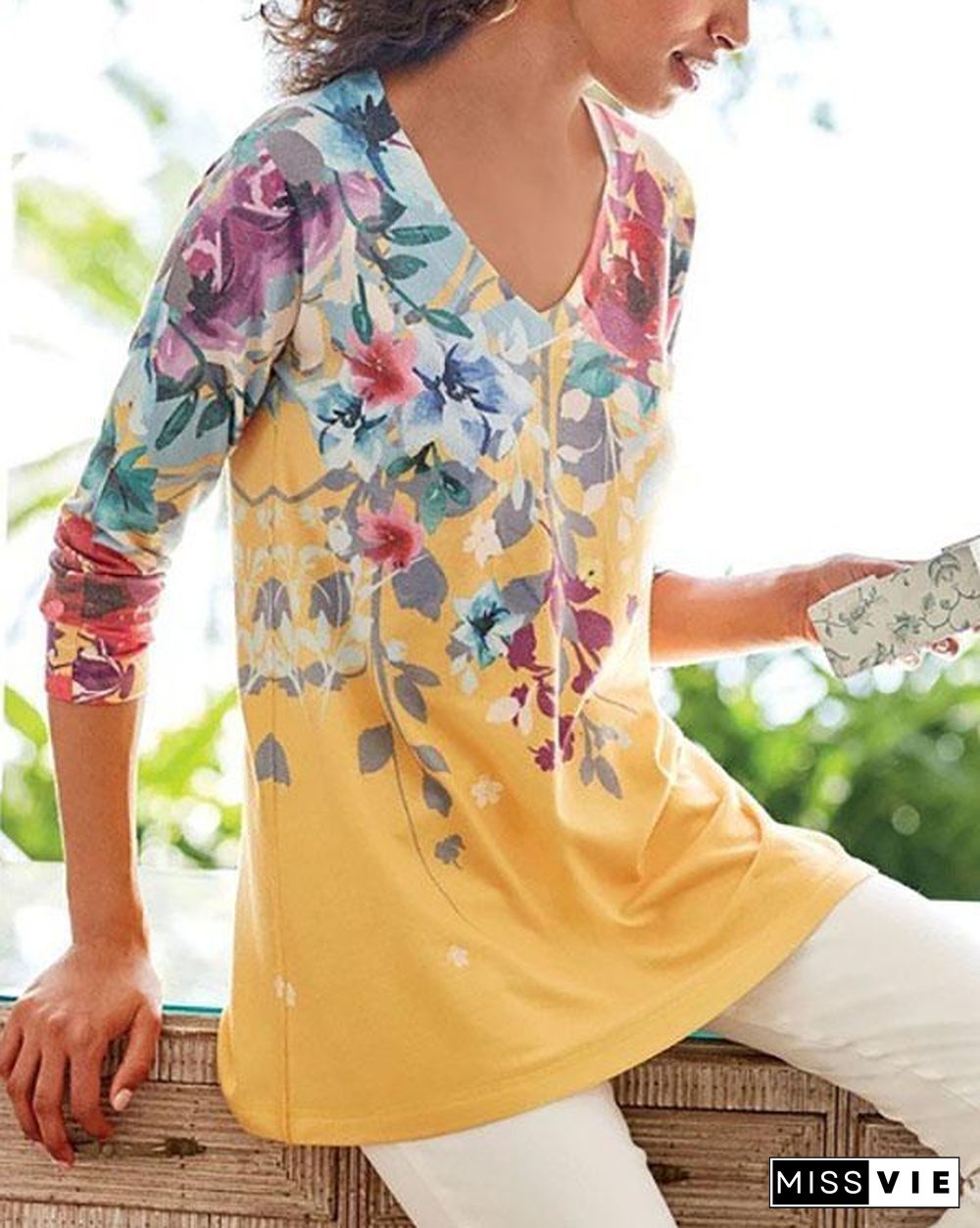 Floral Print V-neck Casual Long Sleeves T-shirts