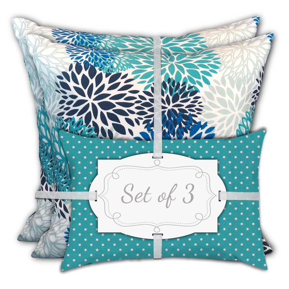 Turquoise Waters Indoor/Outdoor  Zippered Pillow Cover  Set of 2 Large   1 Lumbar  Blue  Seafoam  Aqua