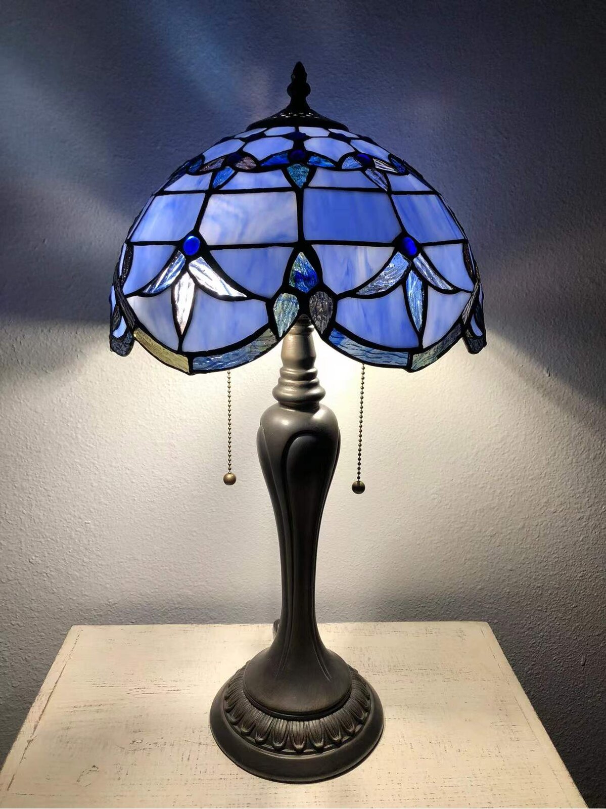 Flythe Fleur De Lis Living  Style Table Lamp