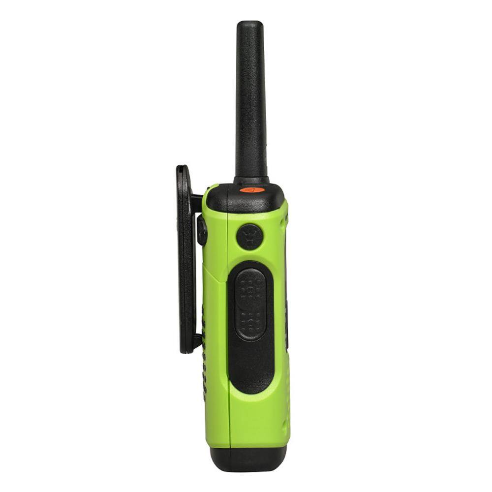 MOTOROLA Talkabout T605 Rechargeable Waterproof 2-Way Radio with Carry Case and Charger Green (2-Pack) T605