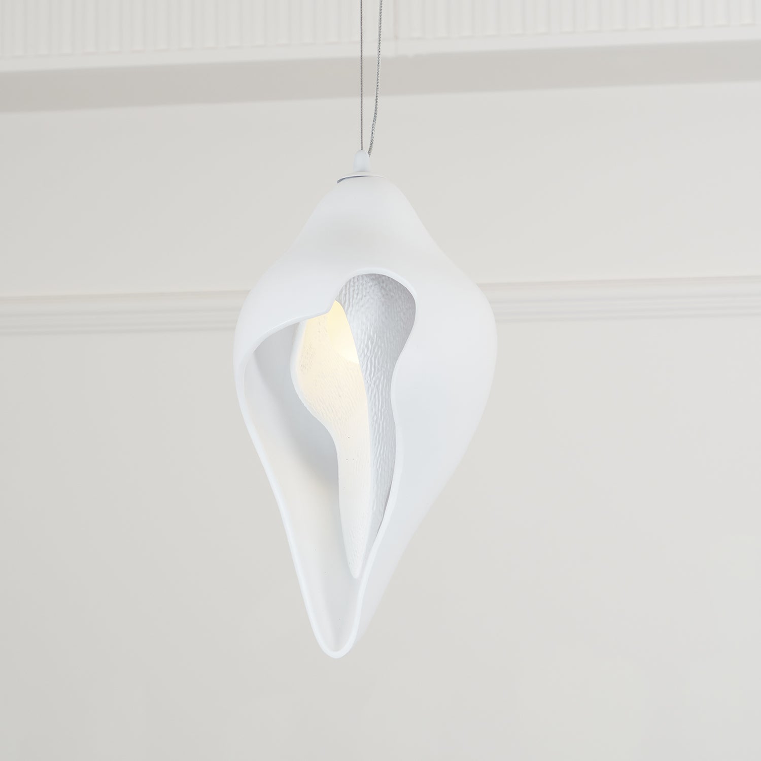 Conch Resin Pendant Lamp