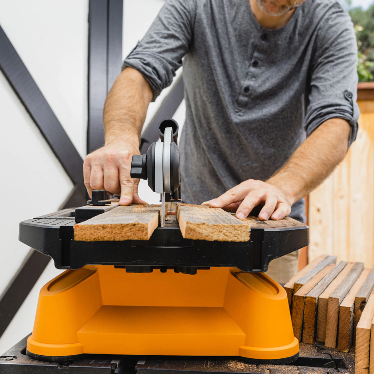 Worx BladeRunner Portable Tabletop Saw