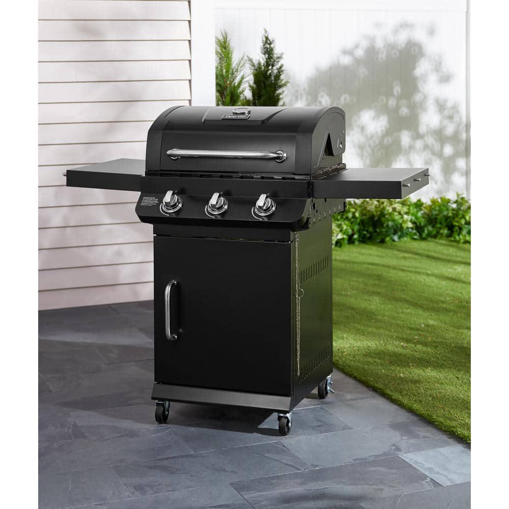 DynaGlo Premier 3Burner Propane Gas Grill in Black with Folding Side Tables