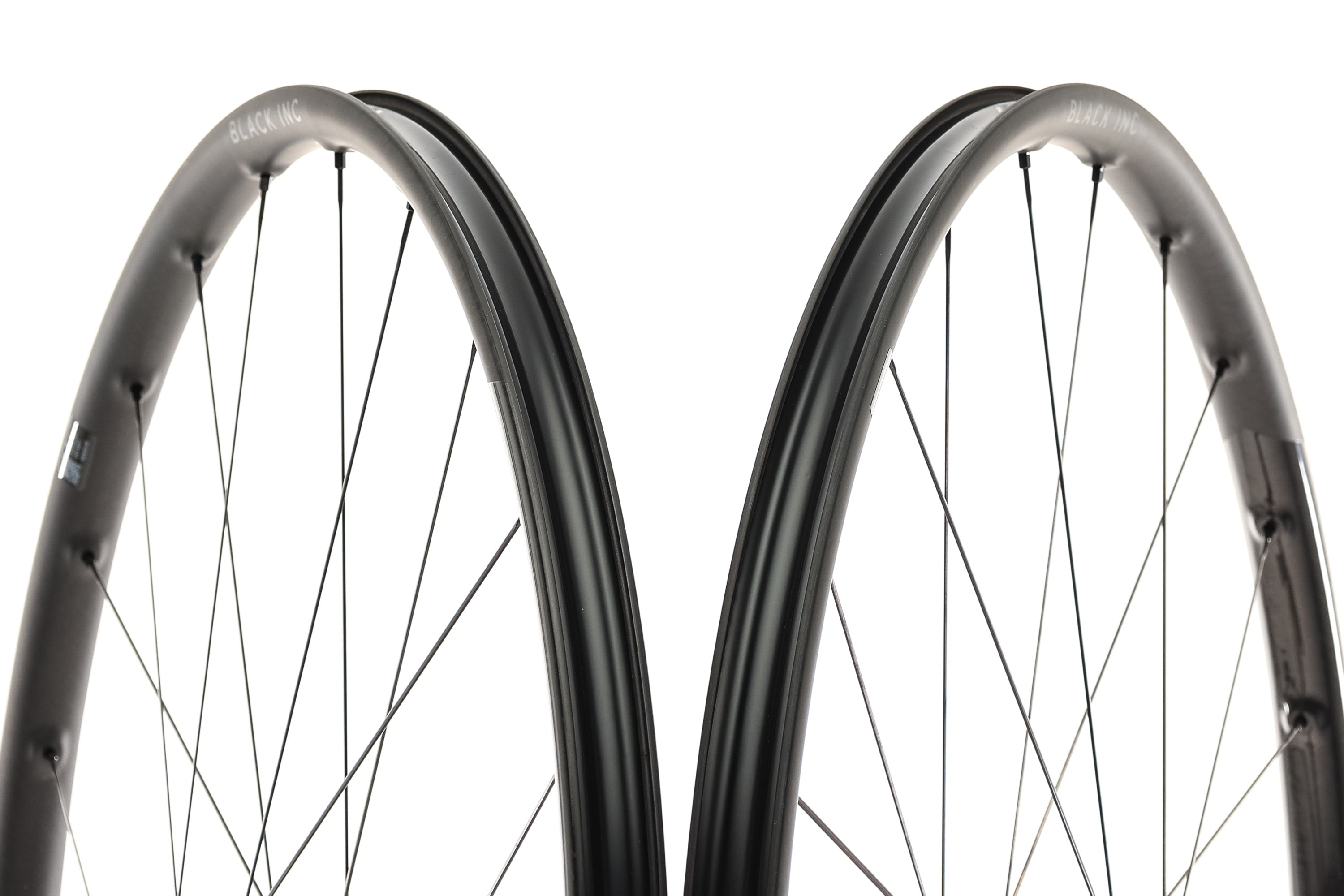 Black Inc TWENTY Carbon Tubeless 700c Wheelset