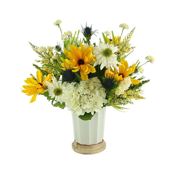 Hydrangea，Daisy and Rudbeckia Floral Arrangement