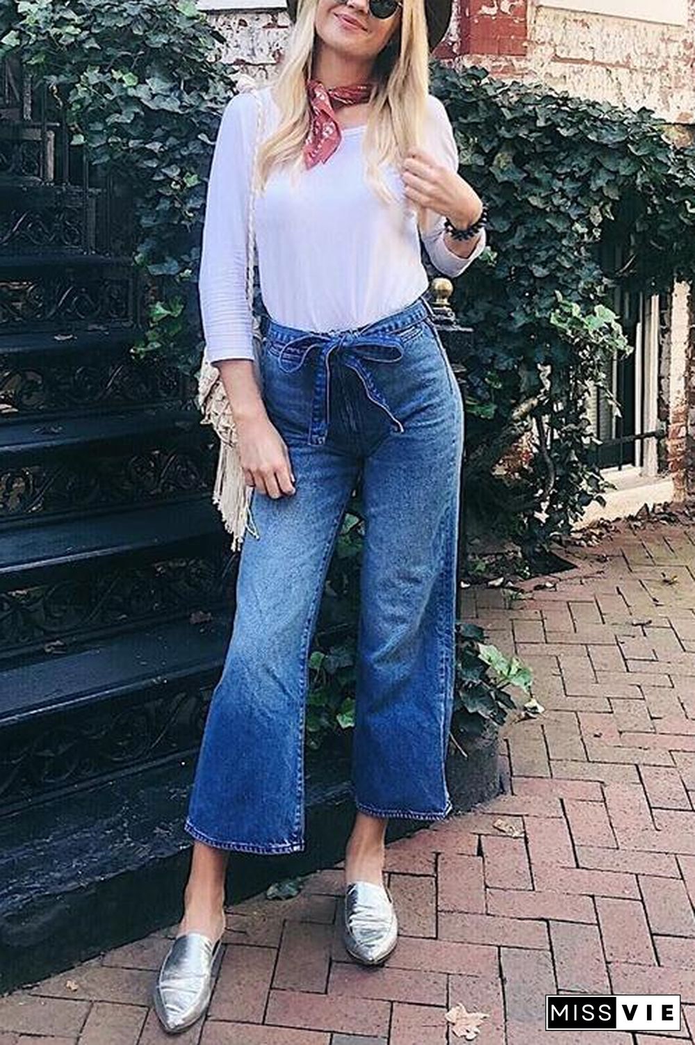 Belted Loose High Waist Jeans