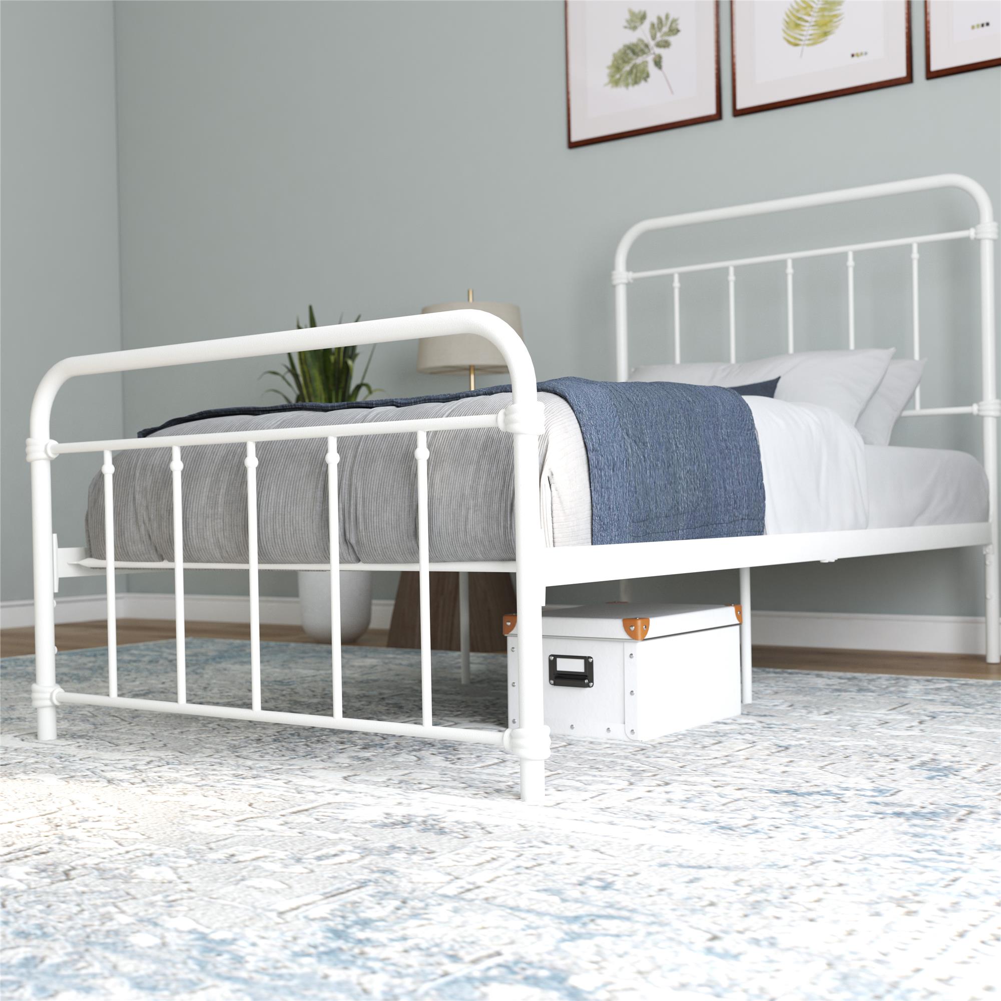 Desert Fields Wallace Metal Platform Bed, Twin, White