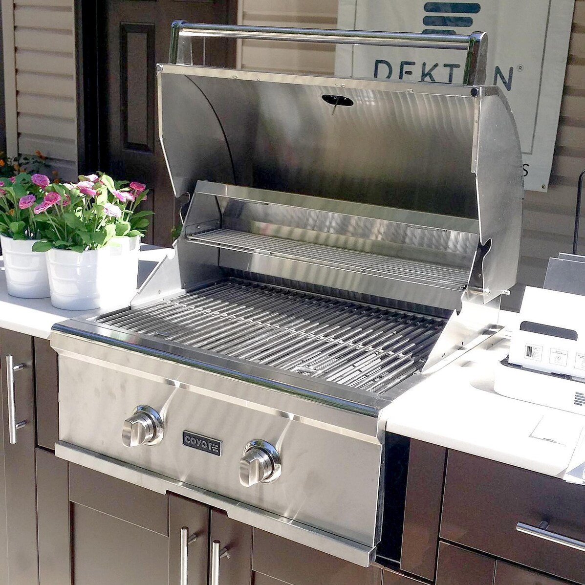 Coyote C-Series 28-Inch 2-Burner Built-In Natural Gas Grill