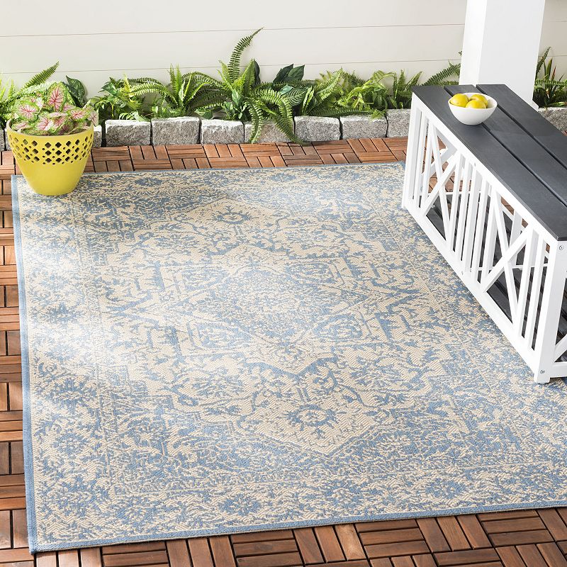 Safavieh Beach House Sara Indoor Outdoor Rug