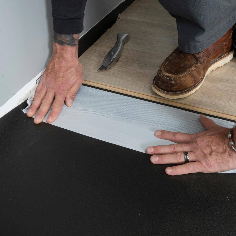 Roberts Black Jack 100 sq. ft. 28 ft. x 43 in. x 2.5 mm Premium 2-in-1 Underlayment for Laminate and Engineered Wood Floors 70-026