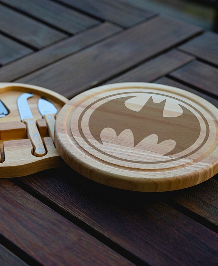 Toscana Batman Bat Signal Circo 5 Piece Cheese Cutting Board Tools Set