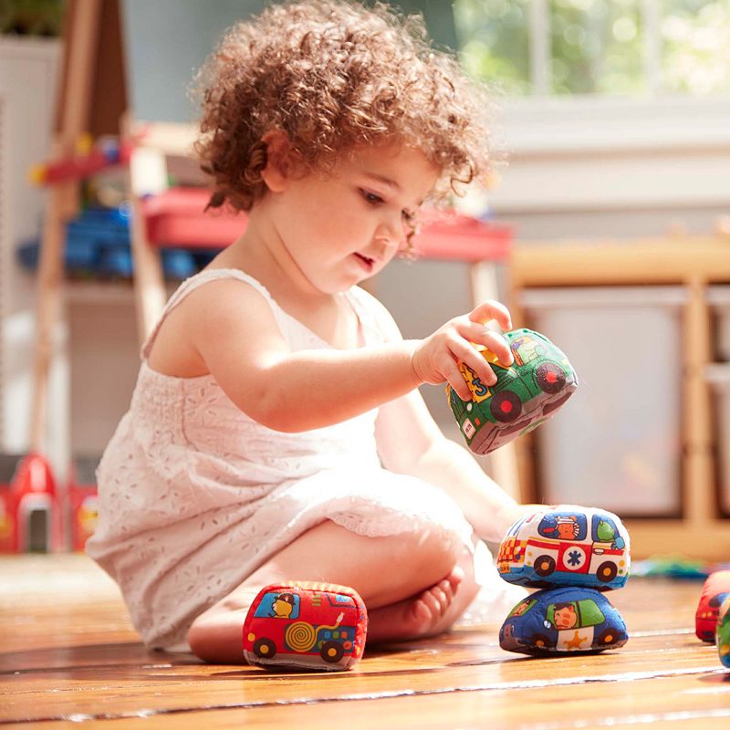 Melissa and Doug Take-Along Town Play Mat