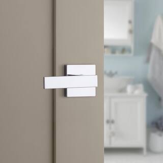 Kwikset Singapore Square Polished Chrome BedBath Door Handle with Lock 730SAL26SQ6ALRC