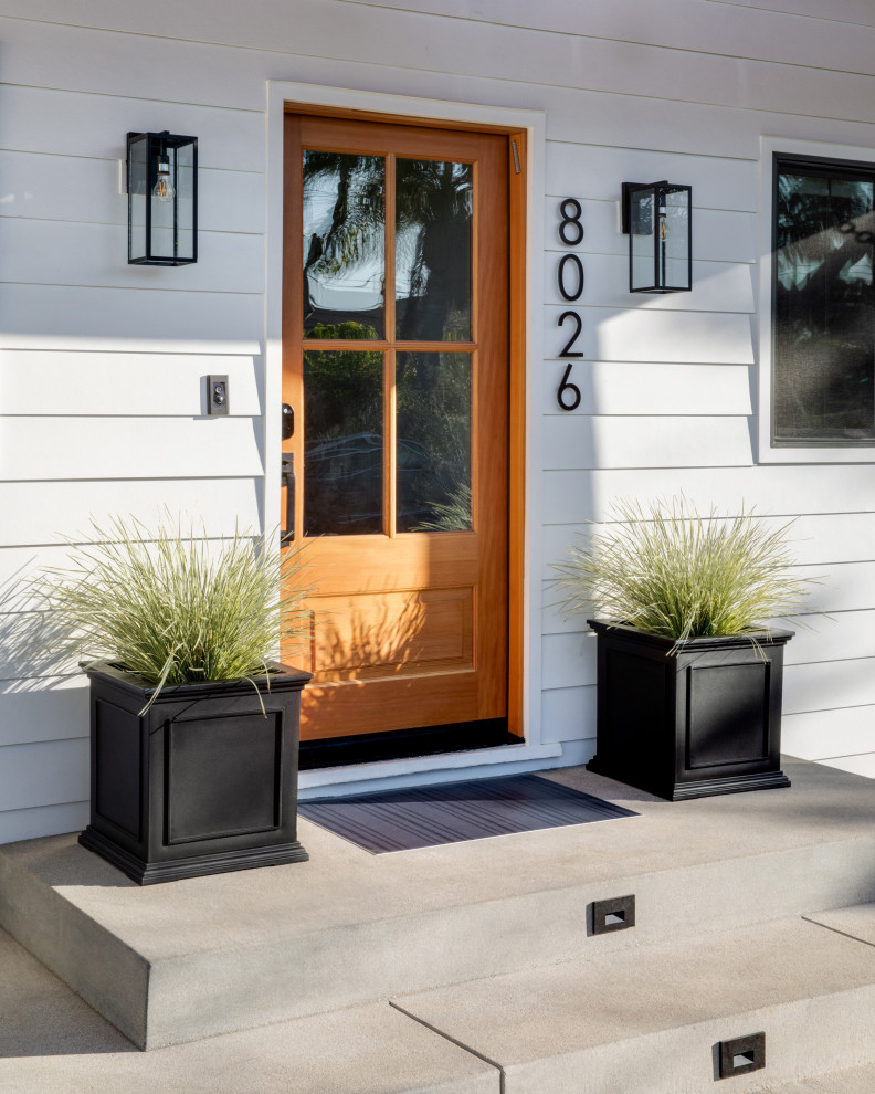 Brixton Cube Planter  20 quot  Traditional   Outdoor Pots And Planters   by Veradek  Houzz