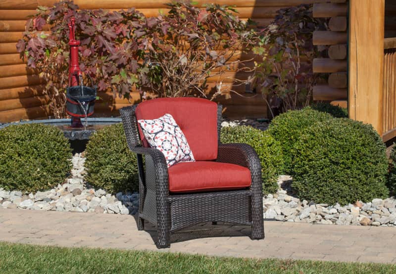 Hanover Strathmere 6-Piece Outdoor Lounge Patio Set In Crimson Red