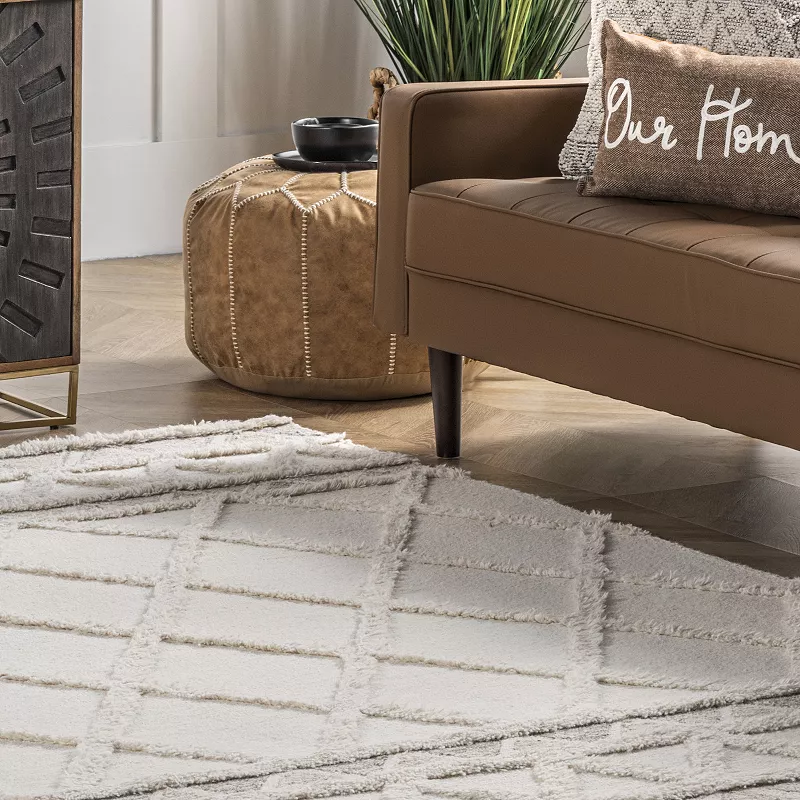 nuLoom Kenna Wool Shaggy High-Low Geometric Trellis Area Rug