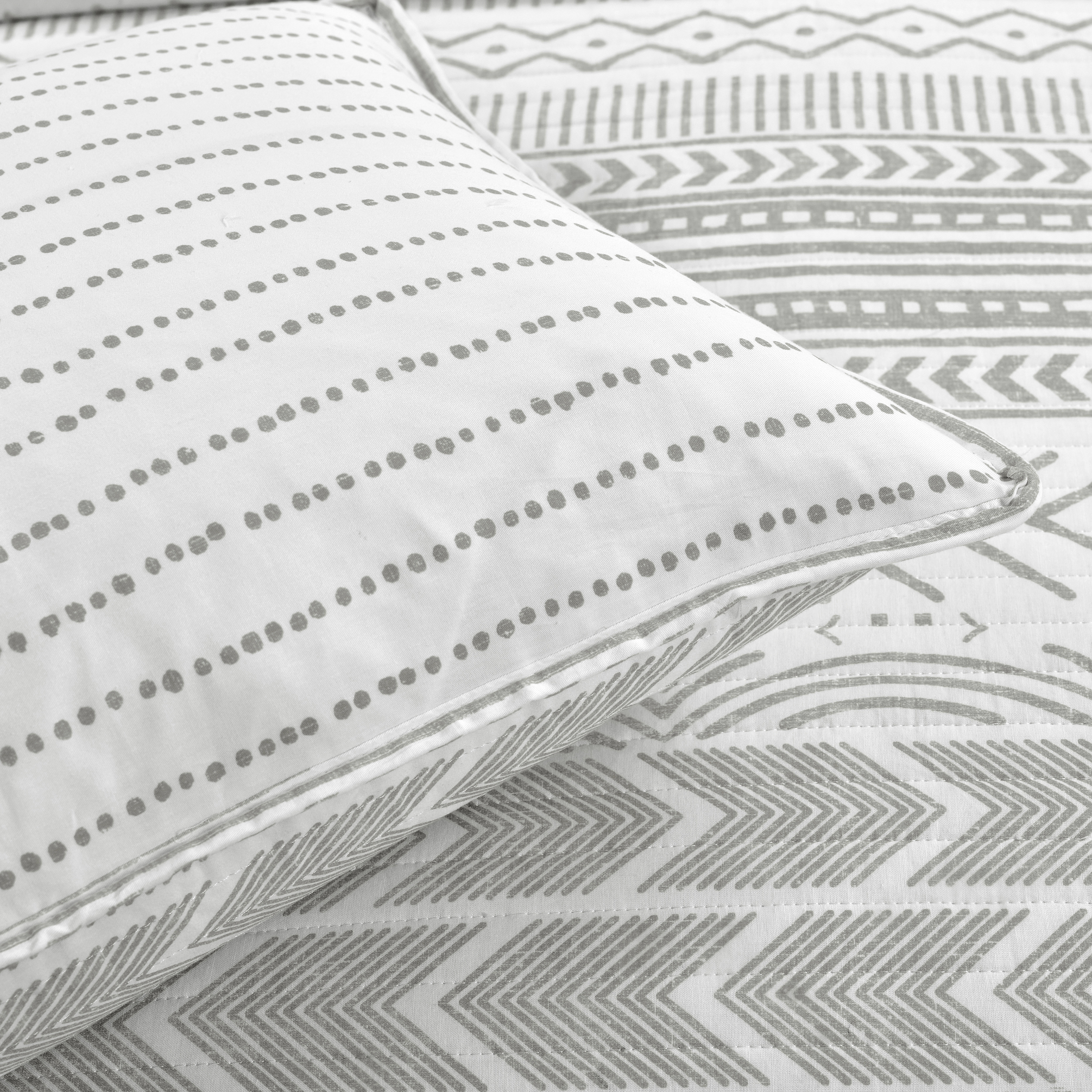 Hygge Geo Quilt 3 Piece Set