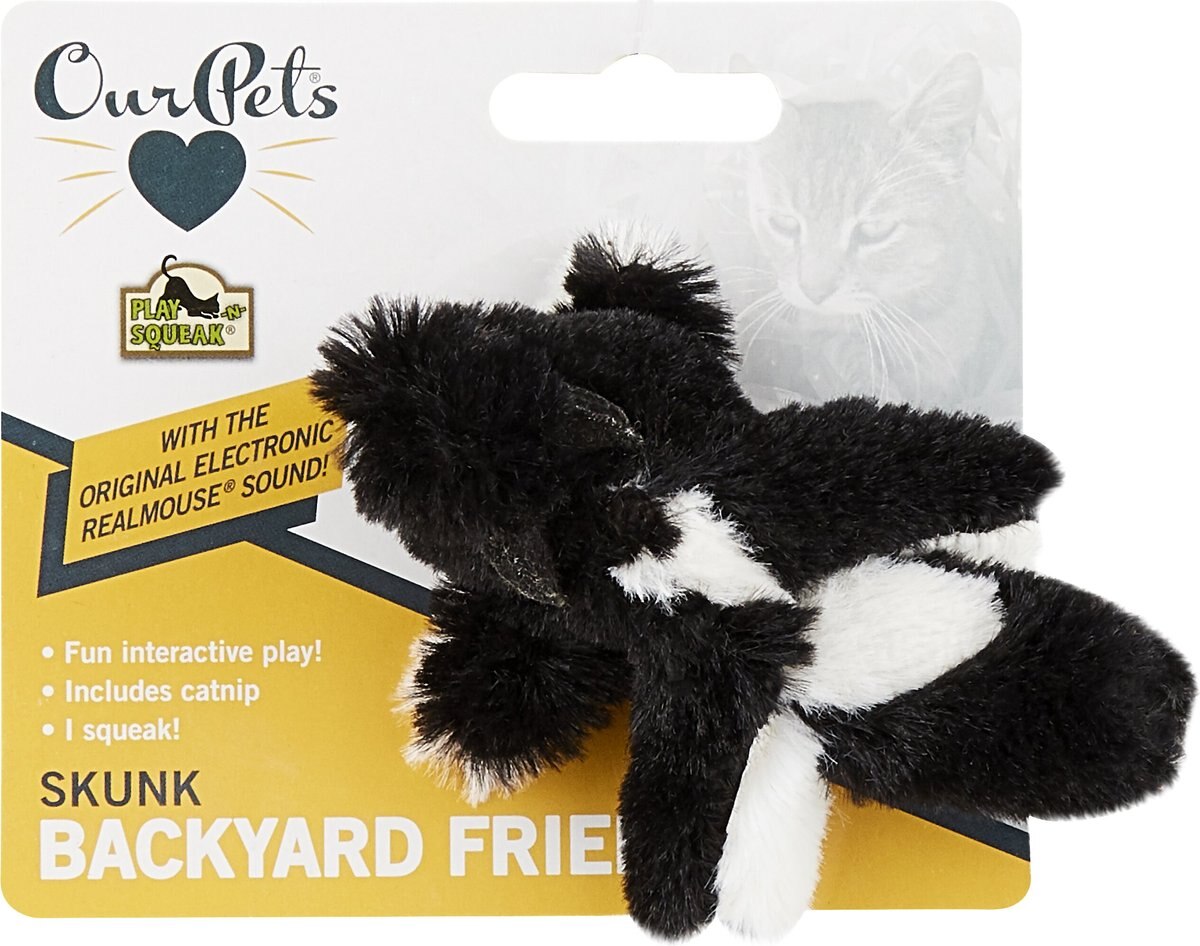 OurPets Backyard Squeaking Skunk Cat Toy