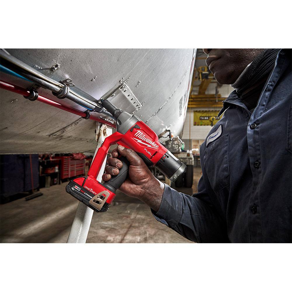 MW M18 FUEL ONE-KEY 18-Volt Lithium-Ion Cordless Rivet Tool with (2) M18 HIGH OUTPUT 3.0 Ah Batteries 2660-20-48-11-1837