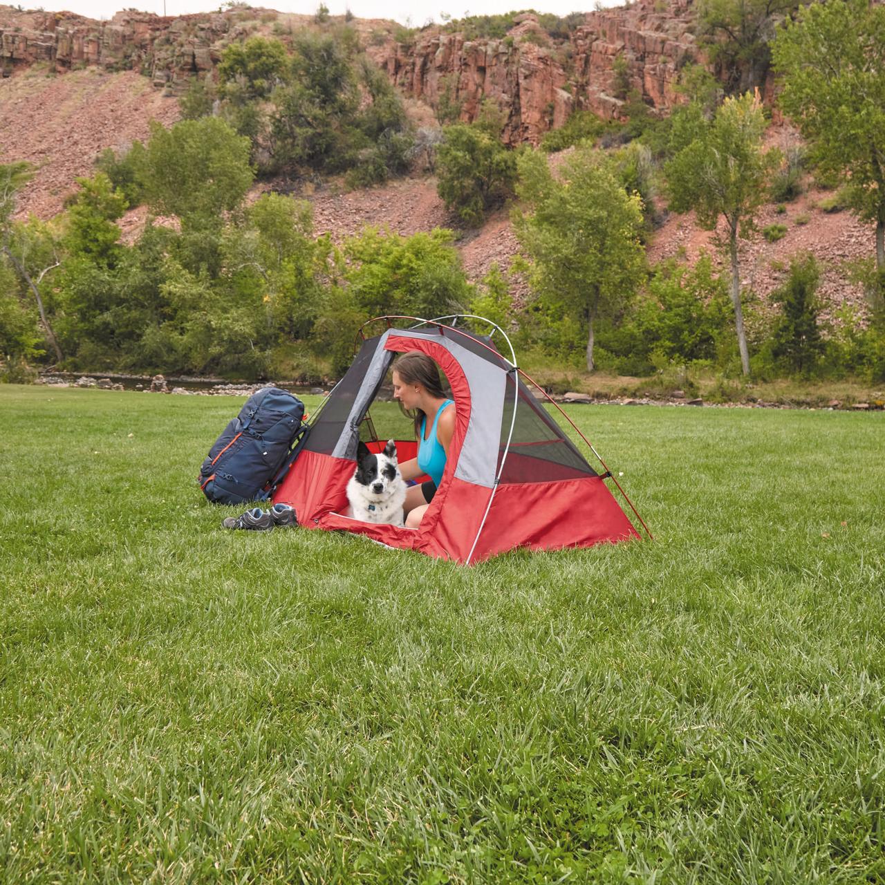 Ozark Trail 1-Person Backpacking Tent， with Large Door for Easy Entry