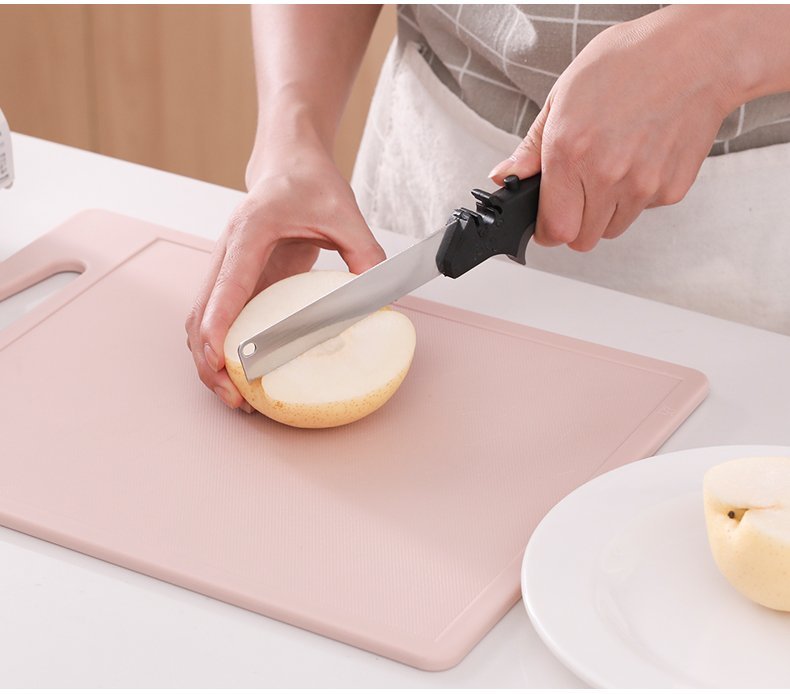 2-in-1 Knife and Built-in Cutting Board Food Chopper
