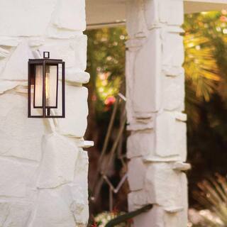 HINKLEY Hinkley Republic Medium Outdoor Wall Mount Lantern Black 1004BK