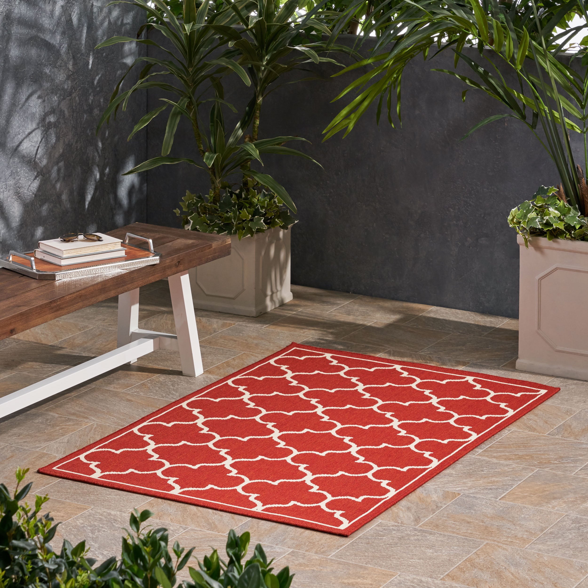 Vivian Outdoor Trefoil Area Rug