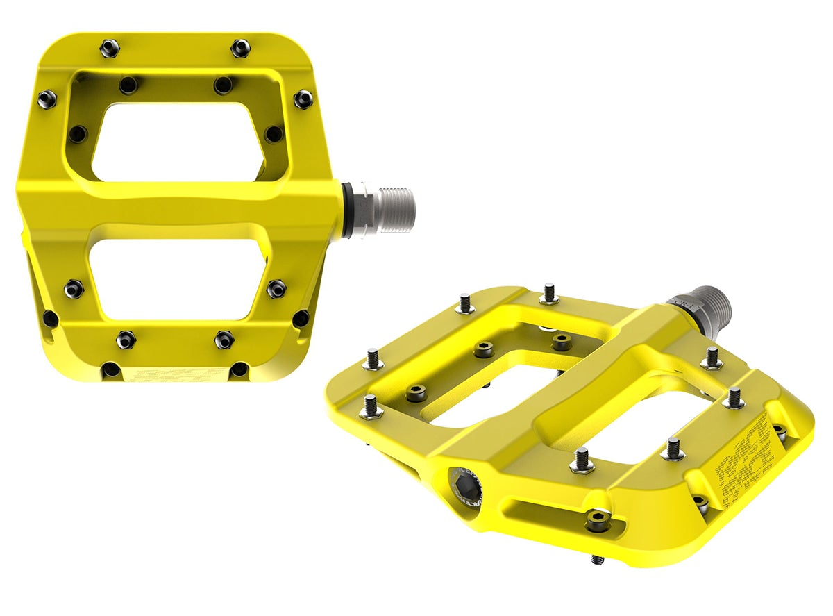 Race Face Chester Flat Pedals - Yellow