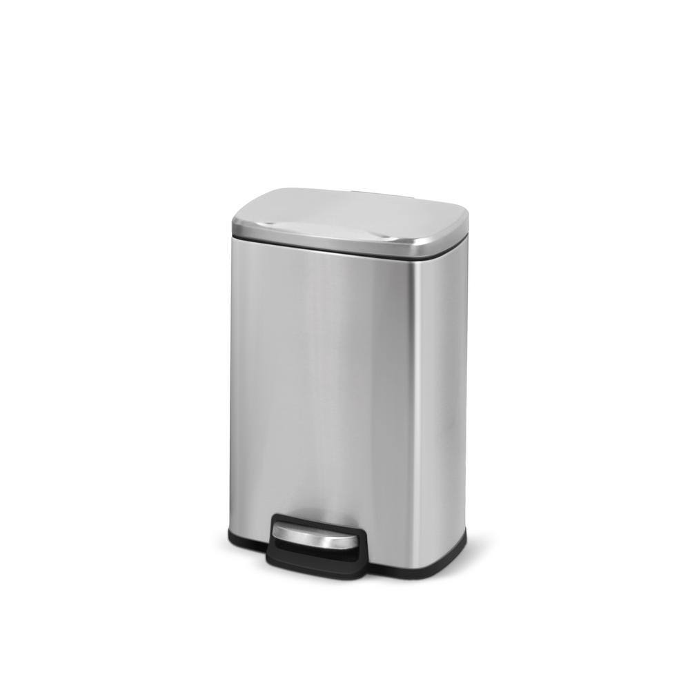 Innovaze 1.3 Gal.5-Liter Fingerprint Free Stainless Steel Rectangular Bathroom and Office Step-on Trash Can MGCS-AS1901