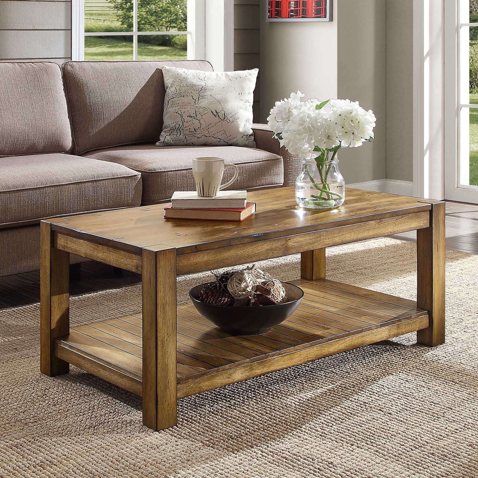 Better Homes and Gardens Bryant Solid Wood Coffee Table， Rustic Maple Brown Finish