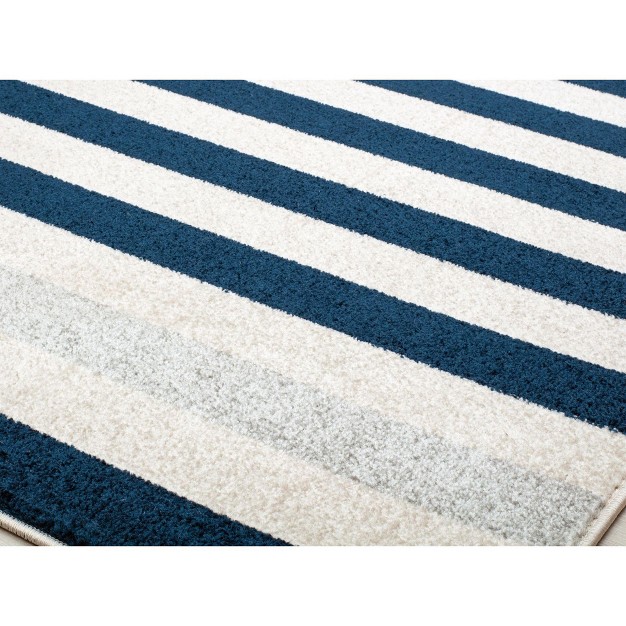 Isaac Mizrahi Jaxon Geometric Contemporary Area Rug