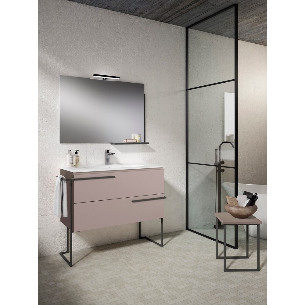 Lucena Bath 44\