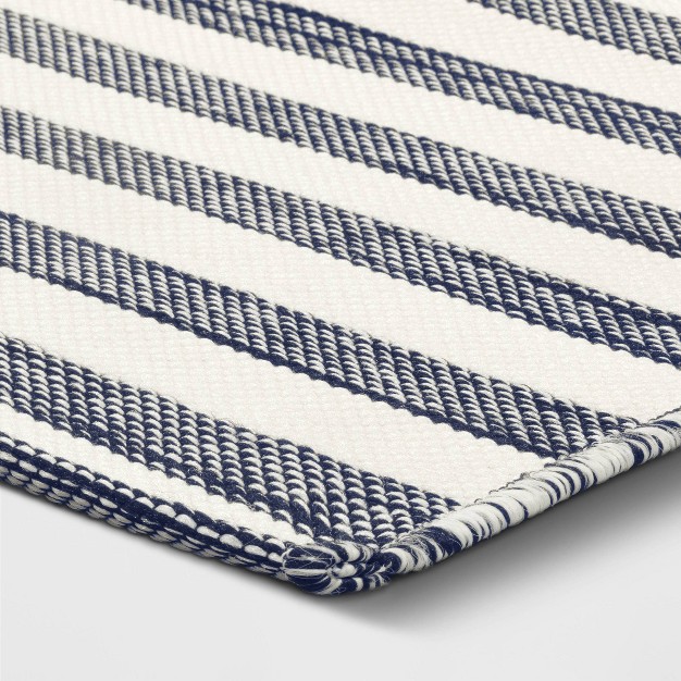 7 x27 x10 x27 Narrow Wornstripe Rectangular Woven Outdoor Area Rug Navy Blue