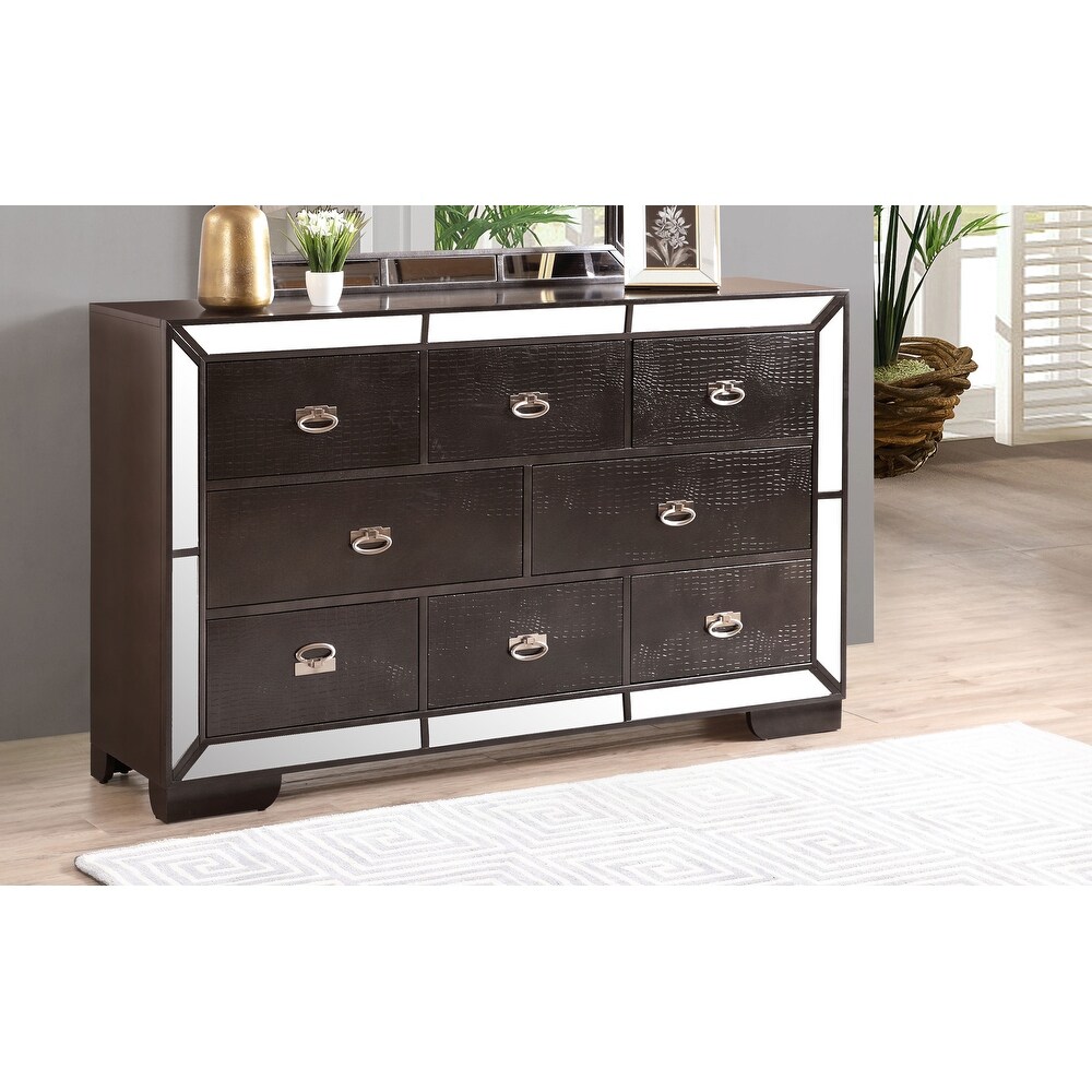 Holly Hills 8 drawer Dresser