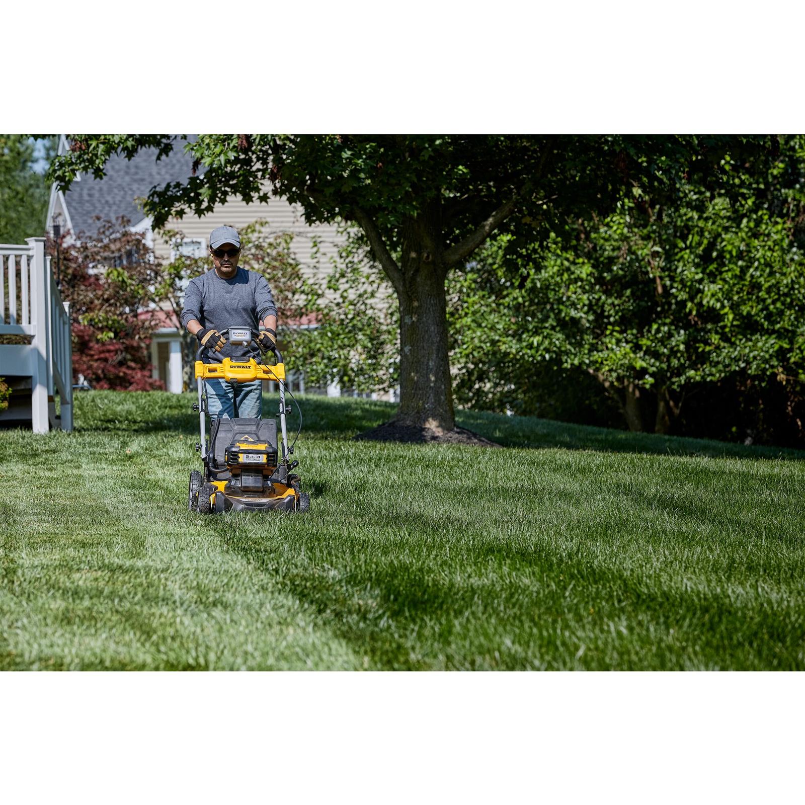 Dewalt DCMWSP255Y2 Dewalt 20 V MAX Brushless Cordless 21 1/2 in. Rear Wheel Drive Self-Propelled Mowers