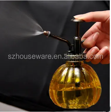 Manufacturers supply custom vintage pumpkin shape glass trumpet watering can  watering gardening tools