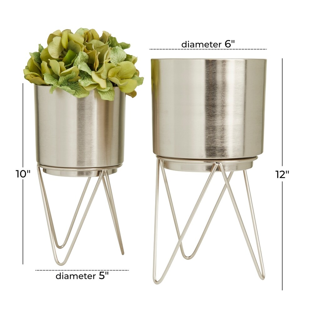 CosmoLiving by Cosmopolitan Metal Modern Planter (Set of 2)   S/2 12\