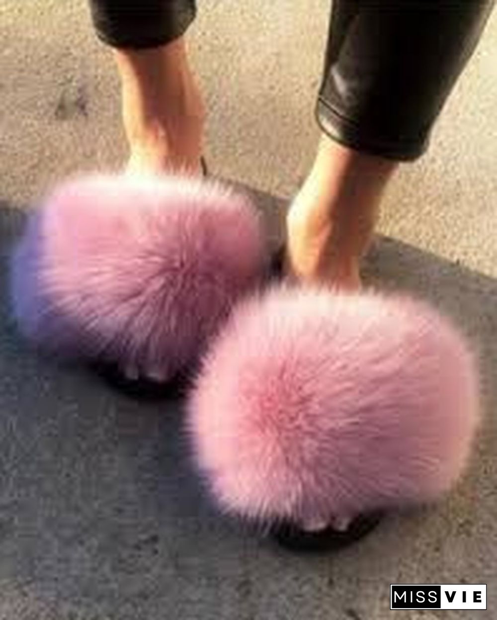 Women New Fashion Fluffy Faux Fur Slippers Sandals Indoor Outdoor Plush Slides Home Flat Shoes