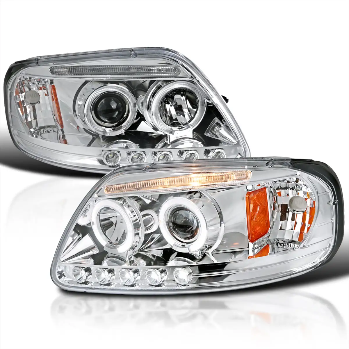 Spec-D Tuning Chrome Housing Clear Lens Projector Headlights Compatible with 1997-2003 Ford F150， 2004 Ford F150 Heritage， 1997-2002 Ford Expedition， Left + Right Pair Headlamps Assembly