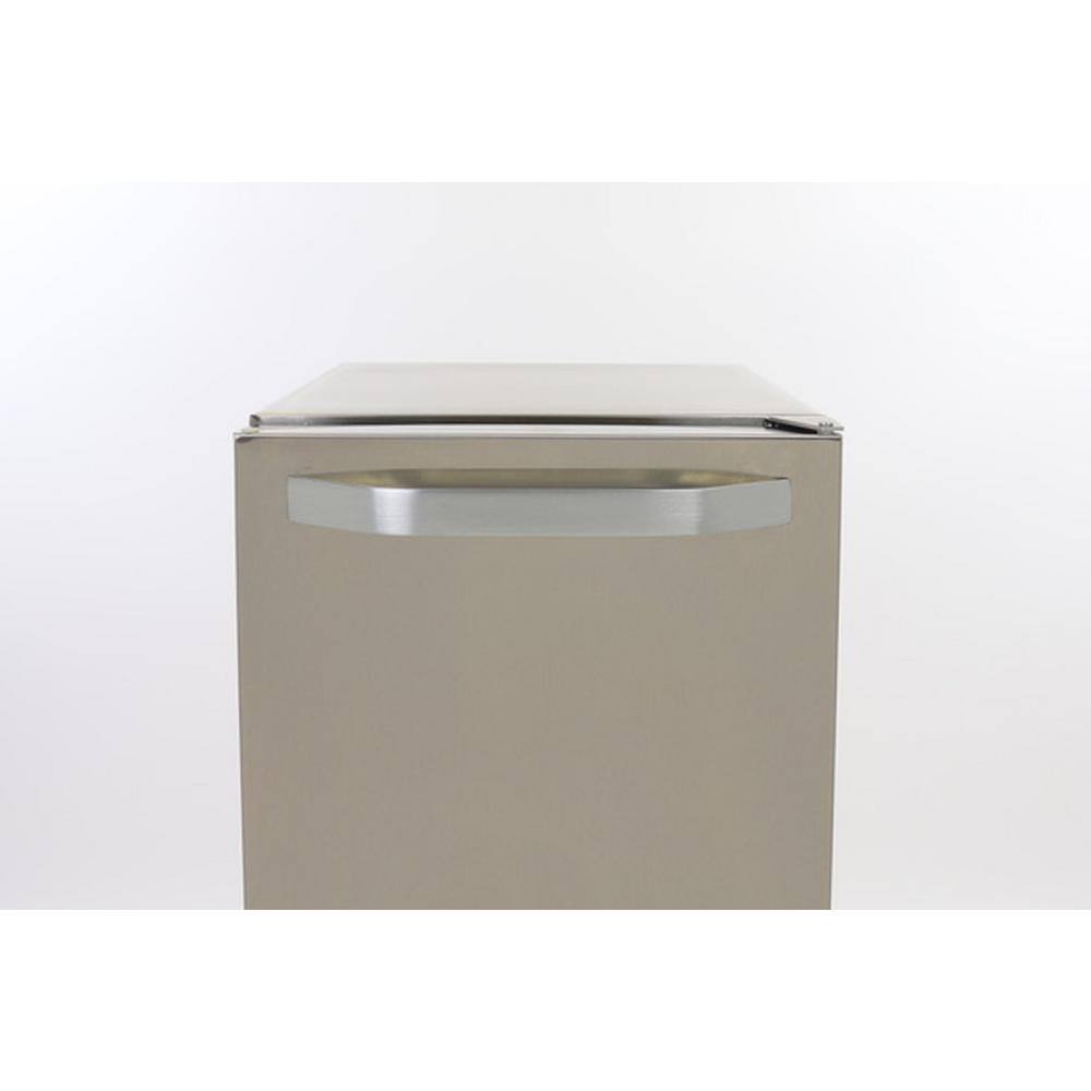 Maxx Ice Shallow Depth Outdoor Built-In Undercounter Ice Maker in Stainless Steel MIM25CO