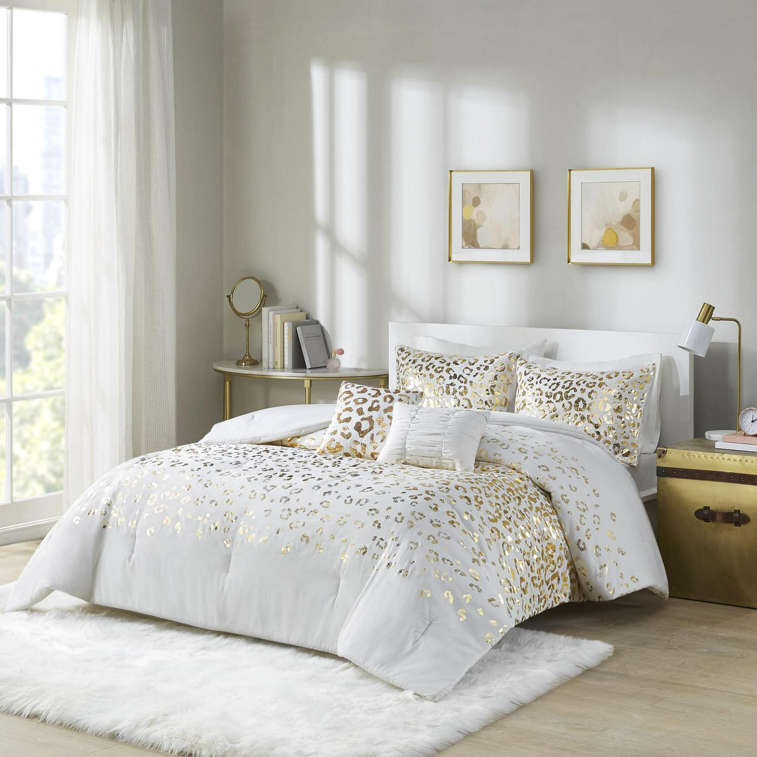 Home Essence Apartment Kendra Printed Metallic Animal Comforter Set Ivory