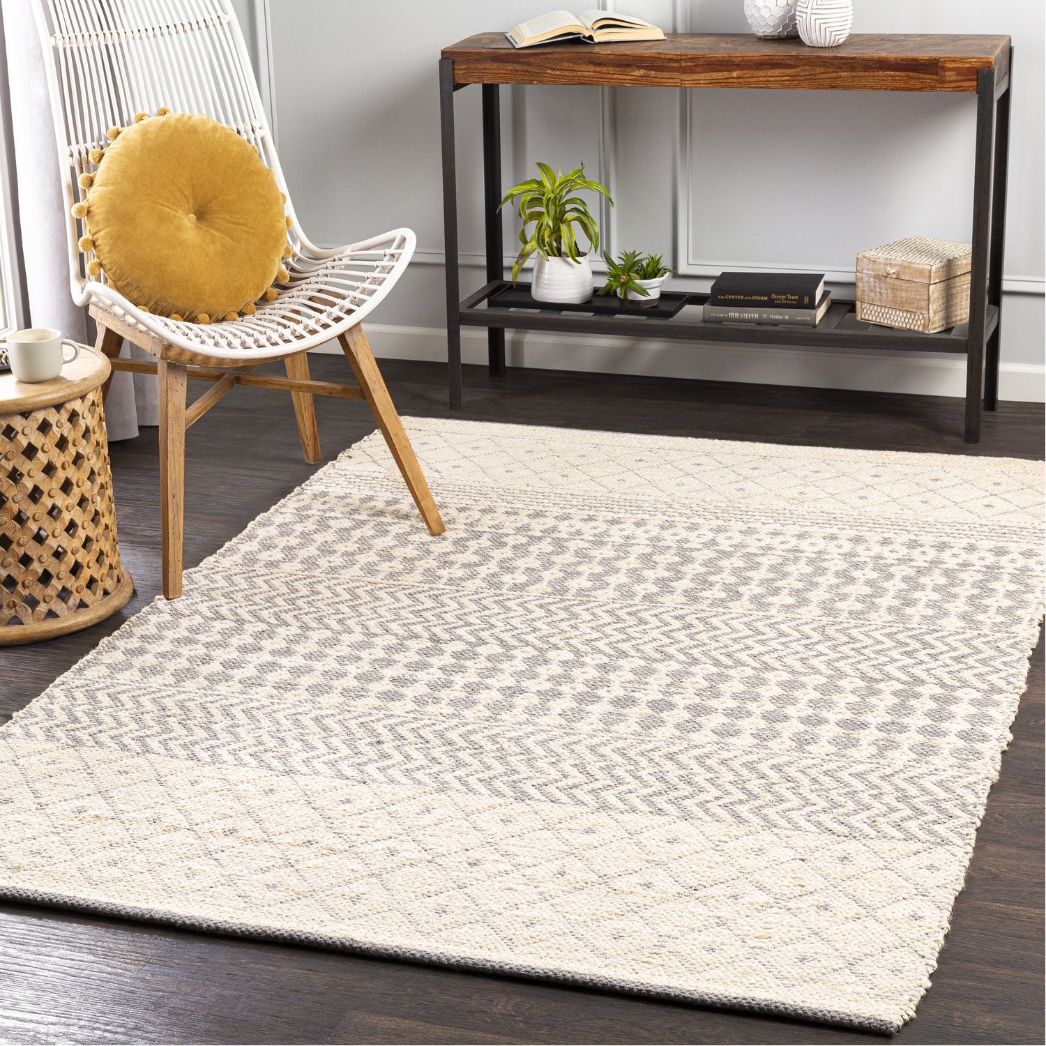 Bryant Hand Woven Rug in Beige, Medium Gray