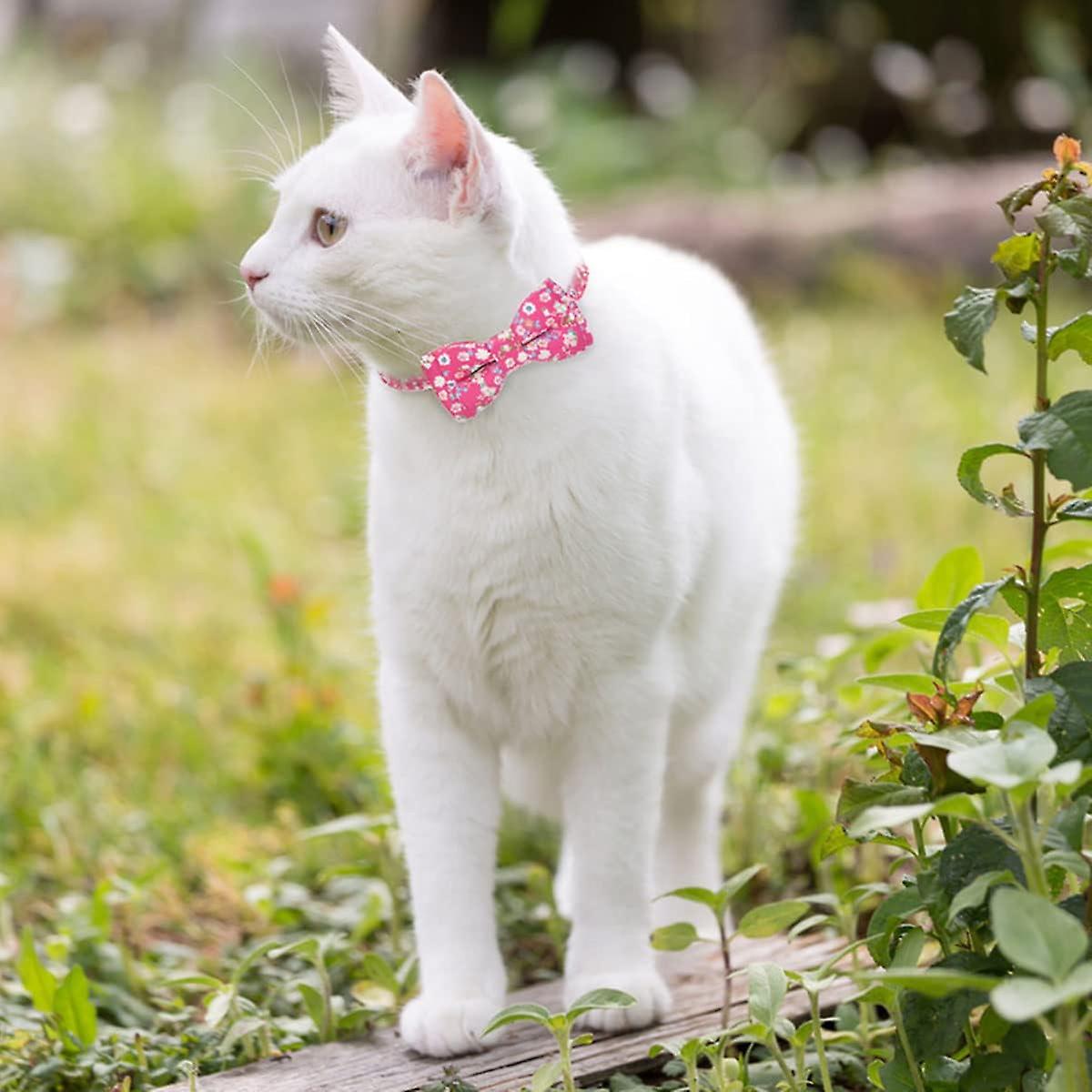 Breakaway Cat Collar With Bow Tie And Bell， Safety Adjustable Cat Collars Accessories For Pet Collars， Adjustable For Cats And Small Dogs(blue) Blue -