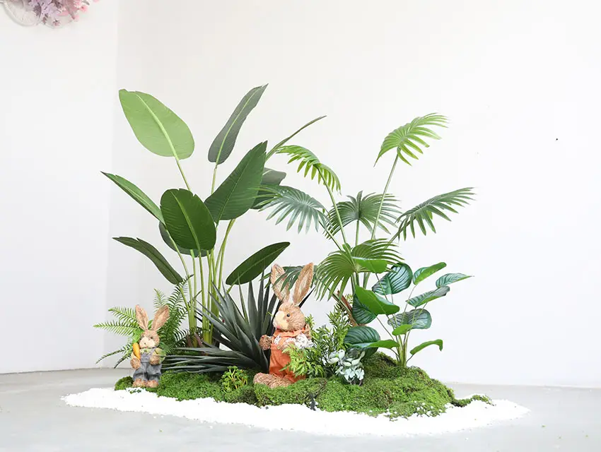 Traveler banana palm anchovy yucca apple leaf Persian fern PE ball white silk turf dark green straw rabbit artificial landscape