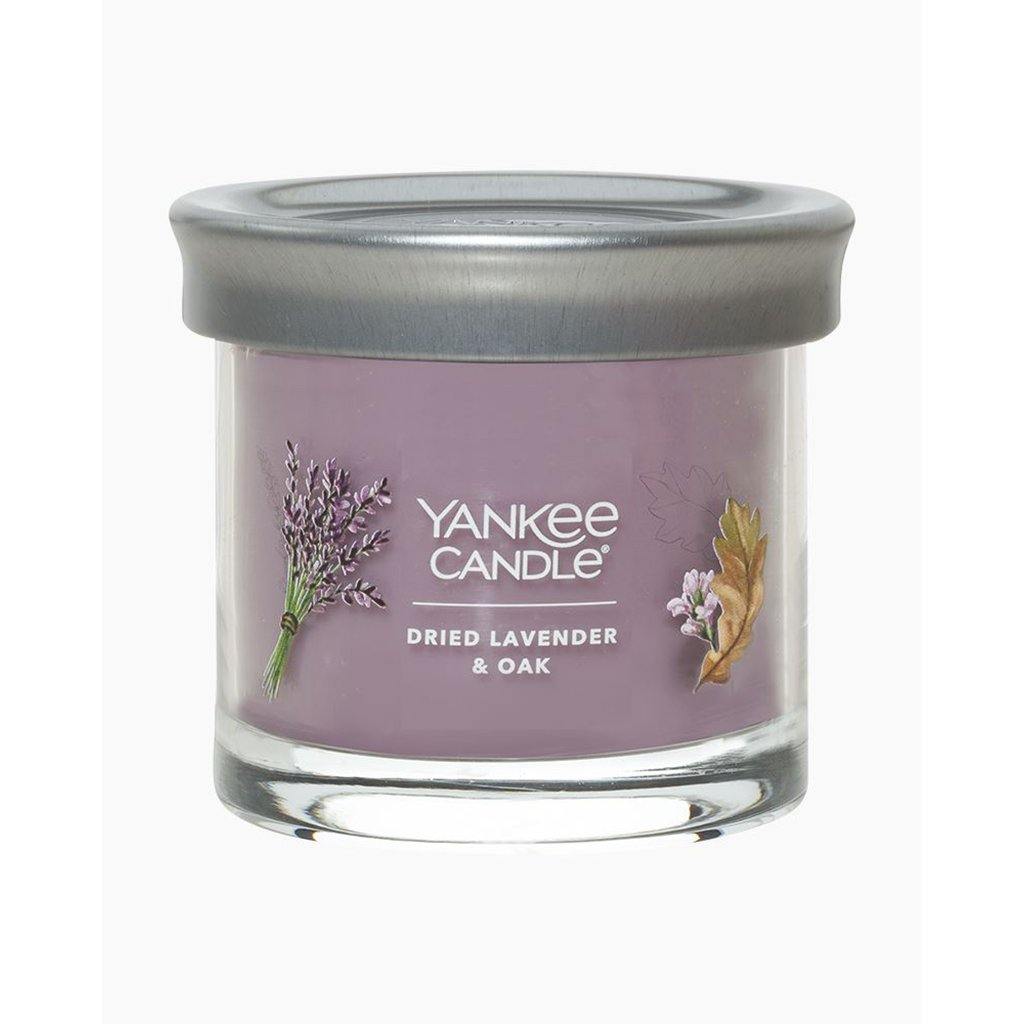 Yankee Candle  Signature Small Tumbler Candle in Dried Lavender & Oak