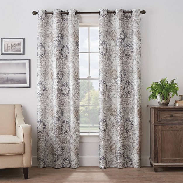 Martina Medallion Absolute Zero 100 Blackout Curtain Panel Eclipse