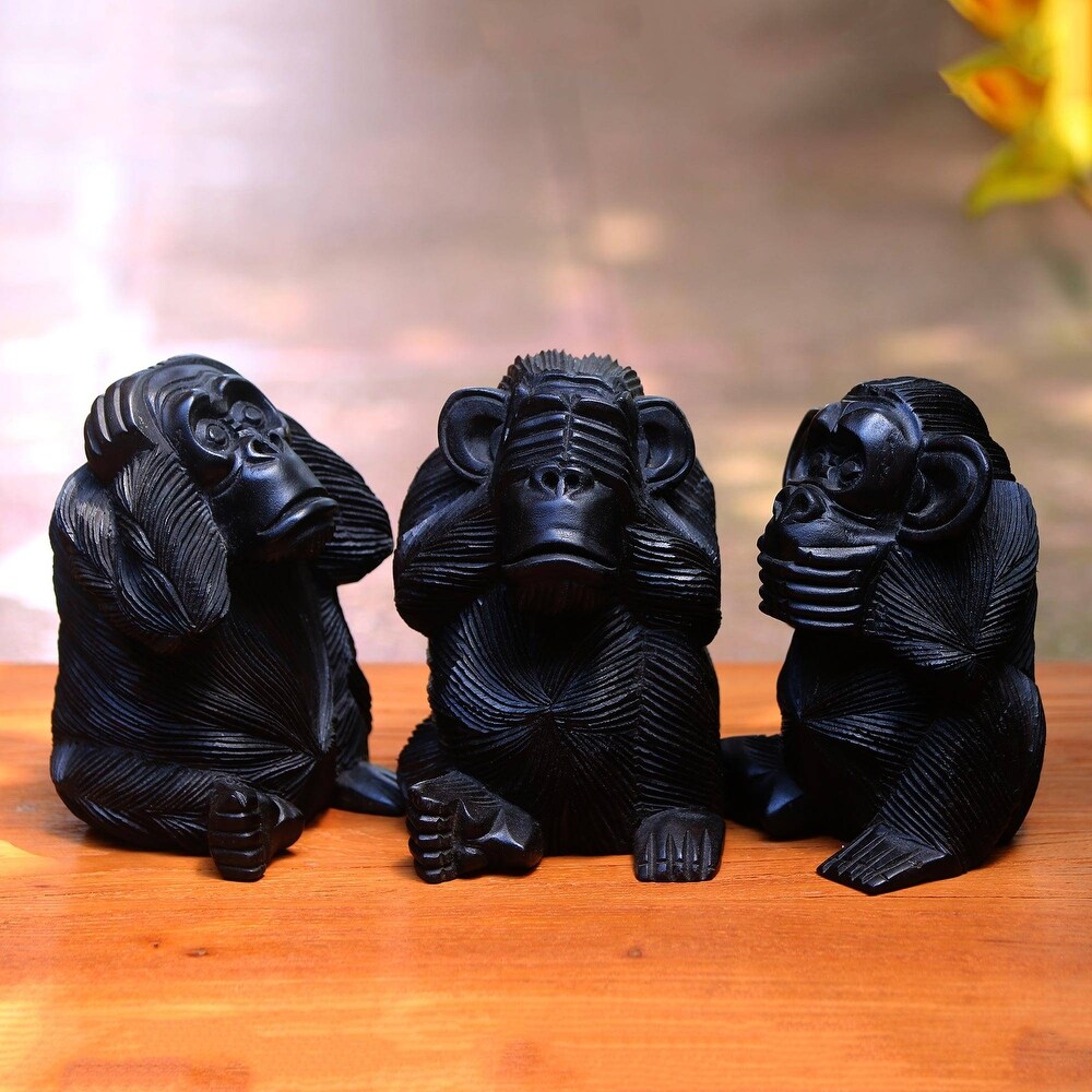 Handmade Helpful Monkeys Wood Sculptures (Set Of 3) Indonesia   7.75\